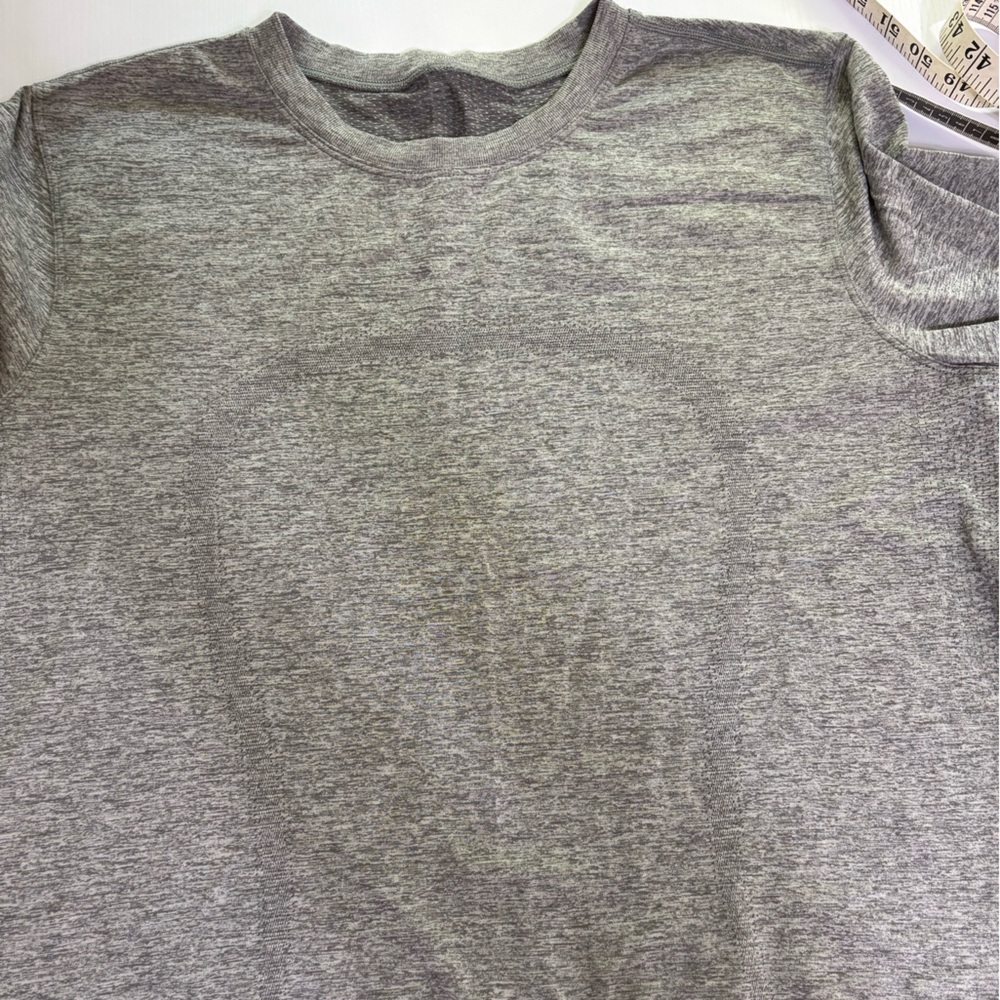 Lululemon Relaxed Swiftly long sleeve shirts. Size 8, Heather Gray.
